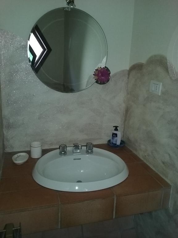 Casa Virgilio Bed & Breakfast Фосдиново Стая снимка