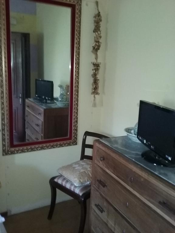 Casa Virgilio Bed & Breakfast Фосдиново Стая снимка